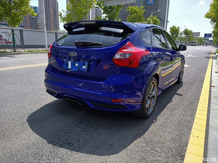 出湘a蓝色福克斯st