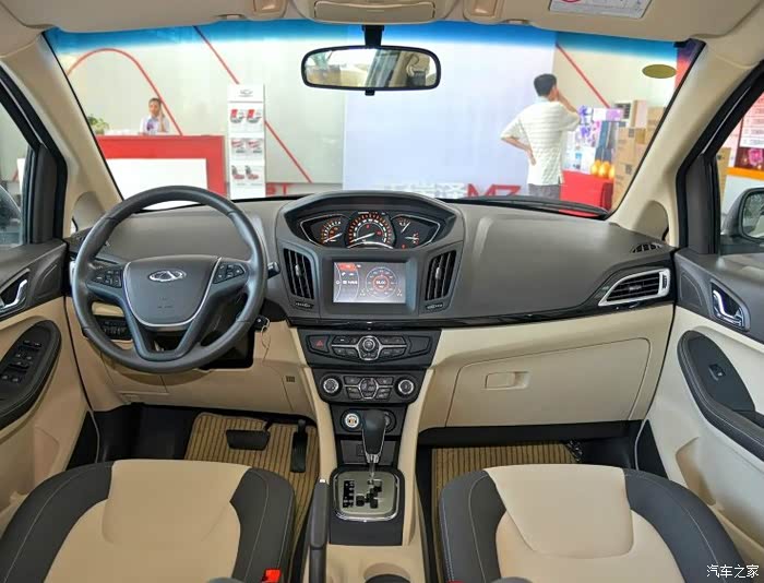 怒提艾瑞泽m7改款223座椅白色mpv好车!