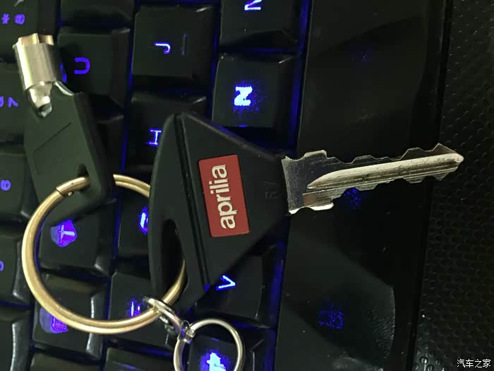 aprilia cafe125 的爱恨 (阿普利亚)