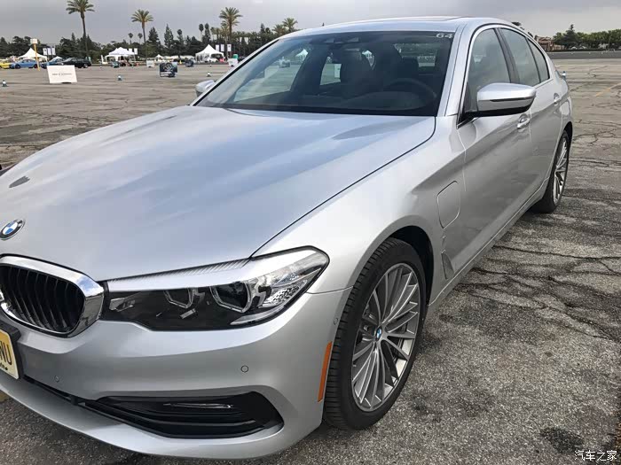 令人兴奋的新生 感受全新宝马5系g30