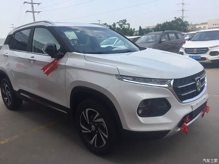 宝骏510白色具体叫什么白