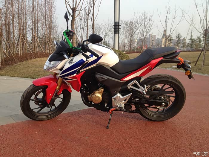 各位大神,春风nk150与五羊本田cbr190咋选?