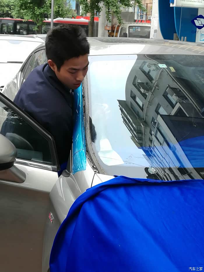 c4l更换福耀前挡风玻璃