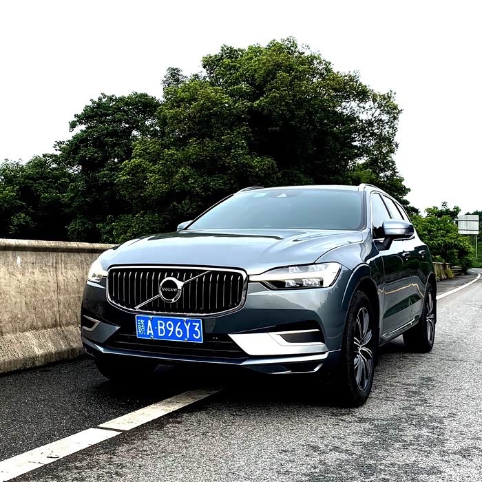 搞了沃尔沃xc60幻夜银一个月