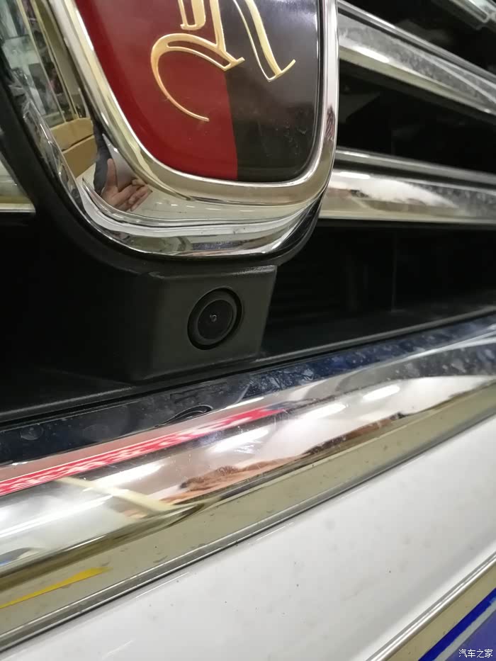 新国潮智联网suv#--荣威rx5回忆录 加装前 右视摄像头