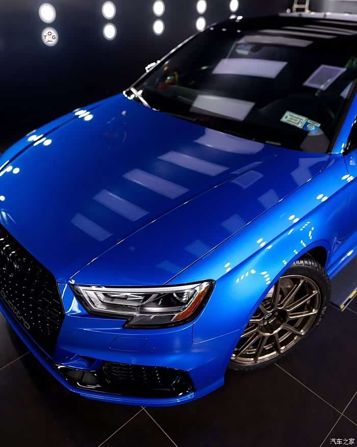 奥迪rs3,这涂装真惊艳