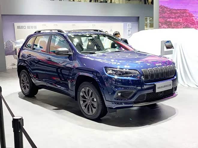 广汽菲克jeep自由光80周年纪念版正式上市