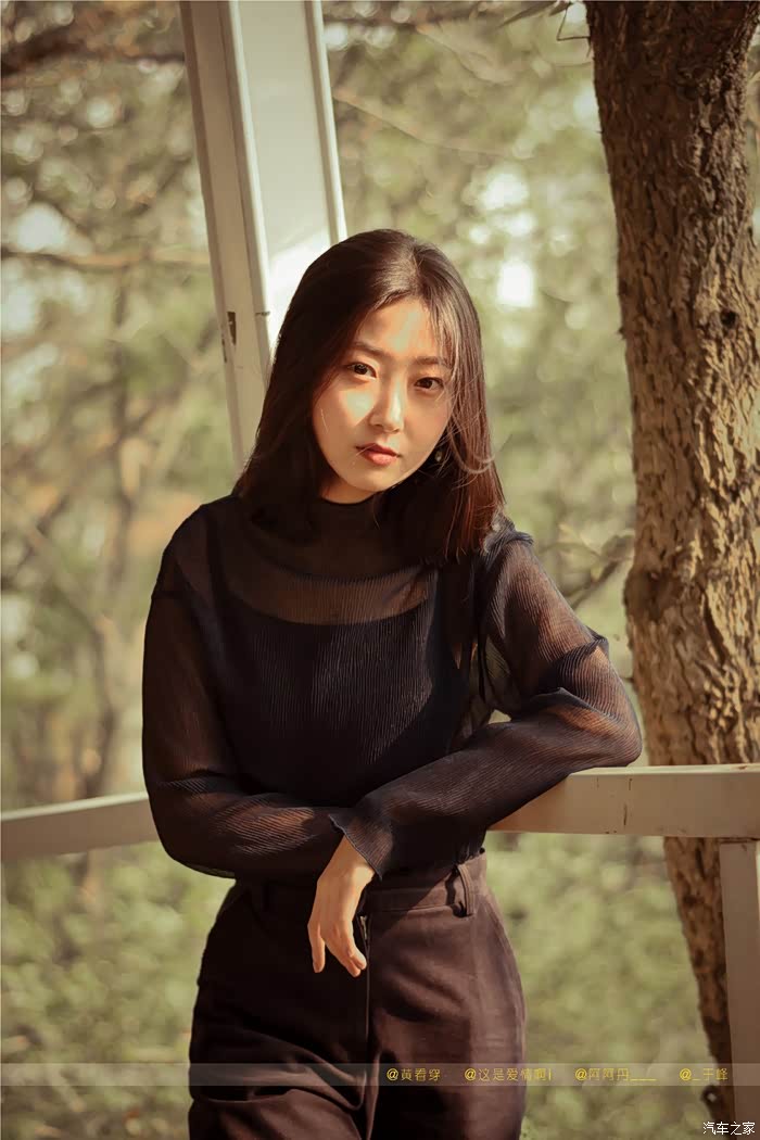 不施粉黛而颜色如朝霞映雪六年老友丹妹儿助阵e300l高冷大片