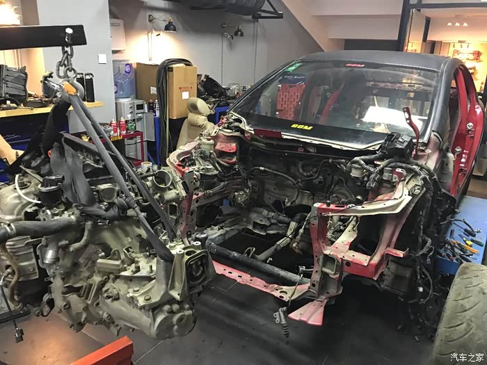 二手八代思域逆袭复活 只为赛道而生 300匹思域赛车改装记录!