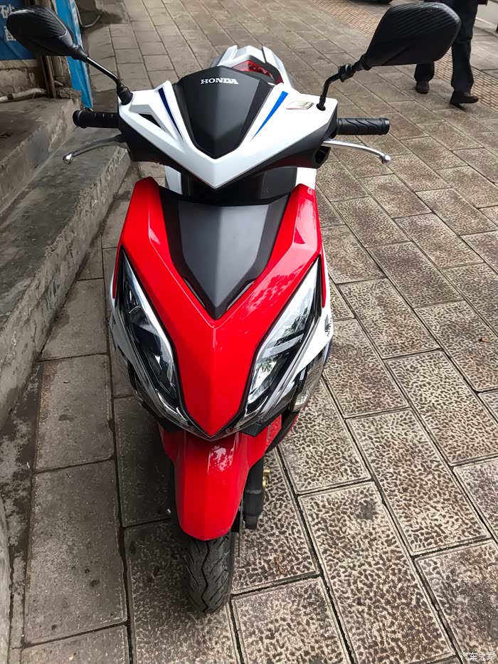 我的代步小踏板,新大洲本田裂行到了.