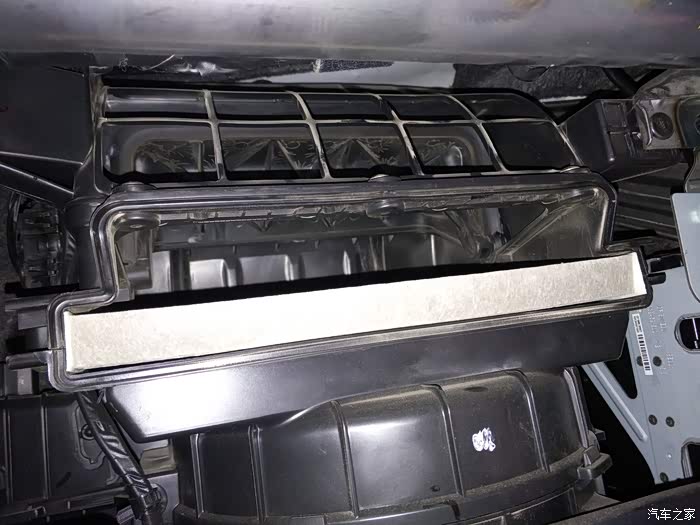 你们空调进气口是不是也是这样子