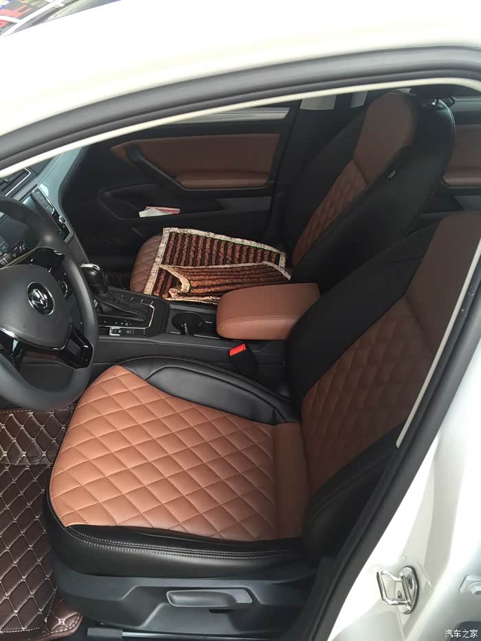 凌渡包真皮座椅