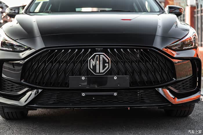 全国首提冷艳黑色一眼相中无法自拔潮酷名爵5