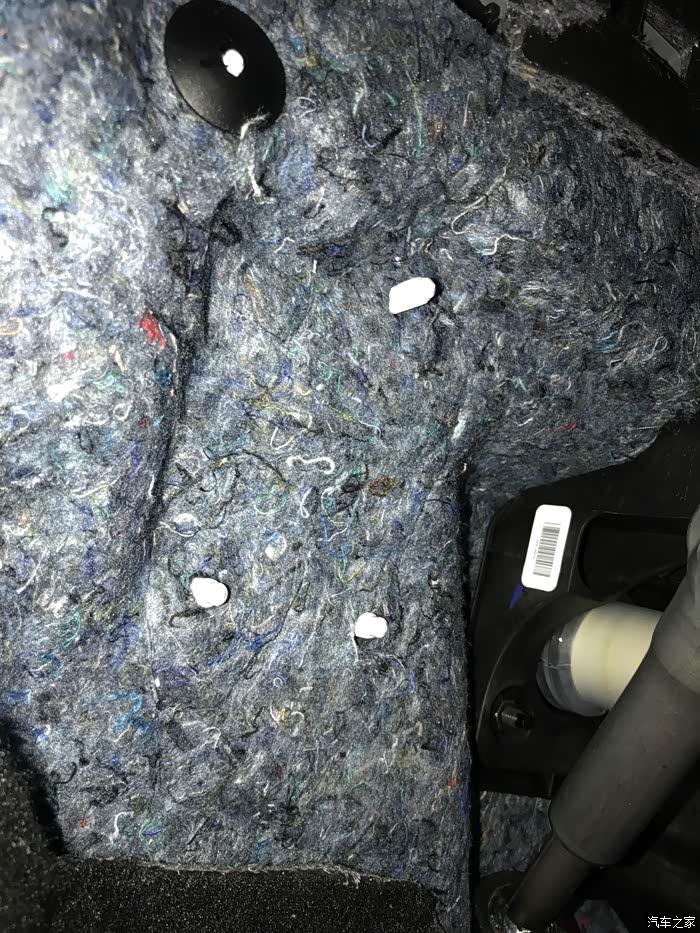 【图】捷达车友进来看看这是不是黑心棉?_捷达论坛_汽车之家论坛