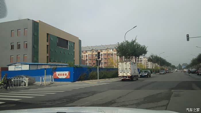 开着我的RX5香山一日游