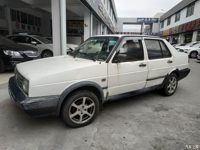 2001年上牌的方灯捷达手动16没脱审可以卖多少钱