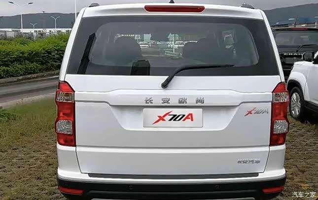 创业小青年坐等新车到手赚大钱-x70a