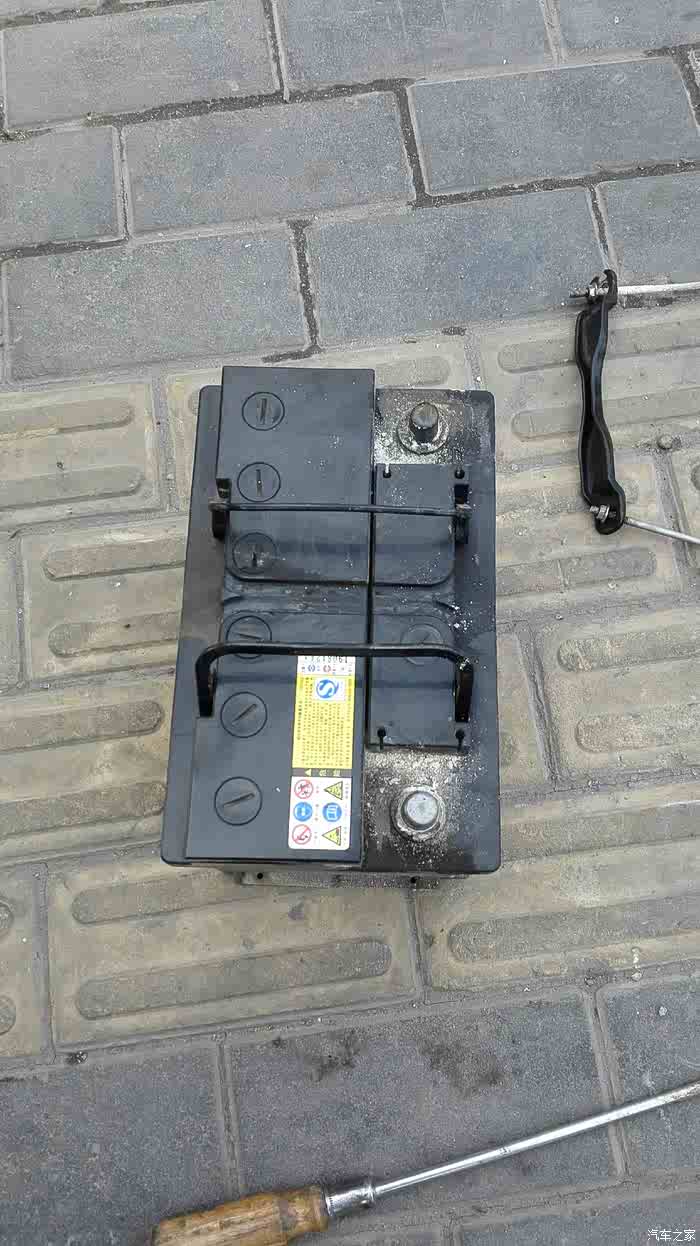 【图】换电瓶了_传祺gs5论坛_汽车之家论坛