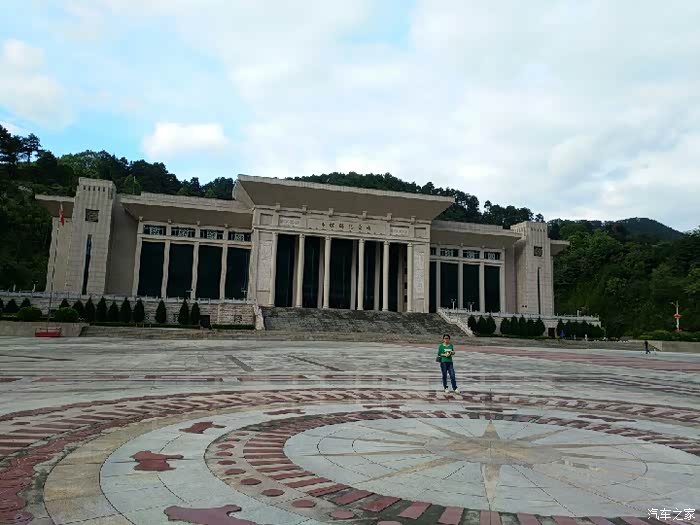 参观东兰县韦拔群纪念馆(20161023)