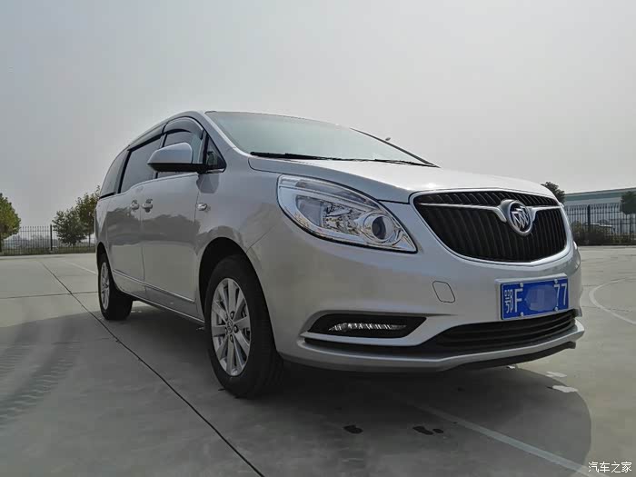 磨难挫折的购车经历别克gl8201725s银色满月了