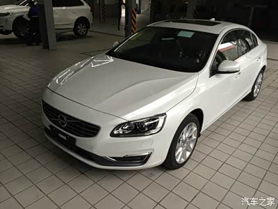 沃尔沃2016款s60l_t4水晶白,提车作业