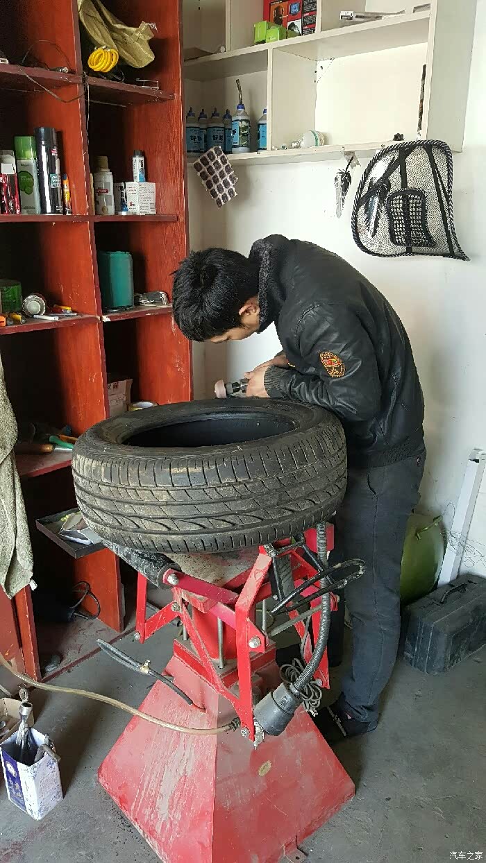 一会去领教美国泰克补胎修补失败了