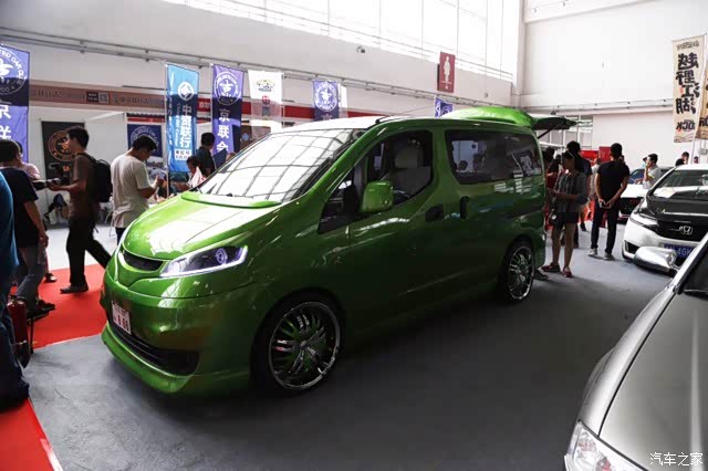 【图】哪位车之的轮壳改装电镀的_日产nv200论坛_汽车之家论坛