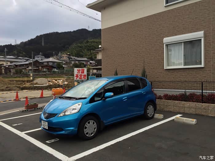 今早街拍日版飞度