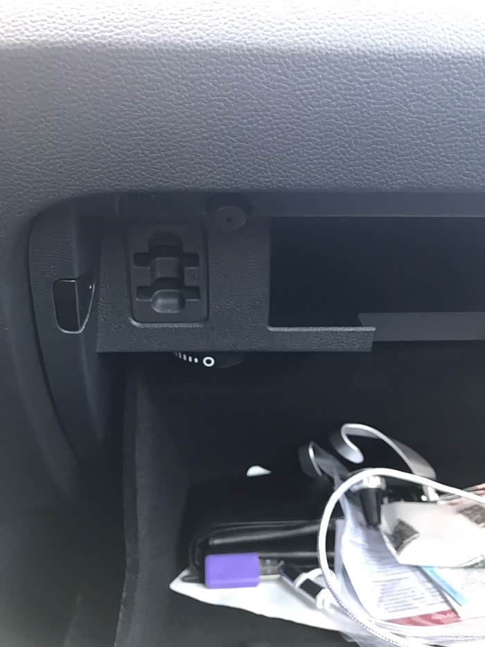 【图】请问4s店加装具说安装dvd大屏可是没有usb接口和dvd_迈腾论坛