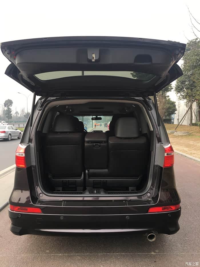 提2015款艾力绅2.4l豪华版mpv