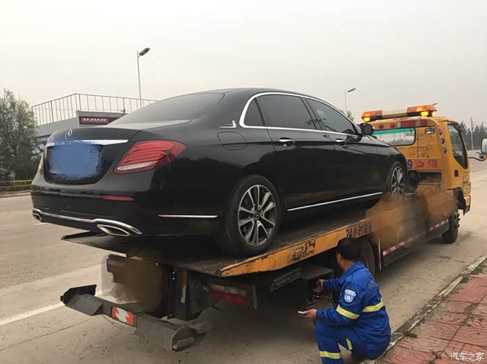 【图】还是逃不过爆胎的命运,分享一下我的故事_奔驰e级论坛_汽车之家