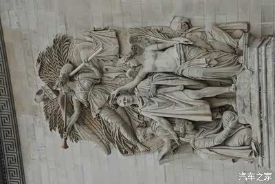 这个就是著名的马赛曲浮雕吧?