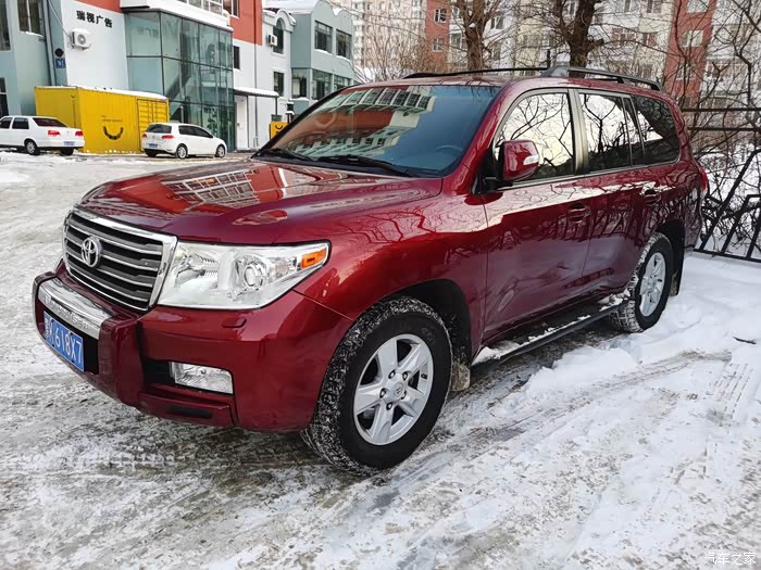 10岁的丰田57.这个颜色应该不多见.