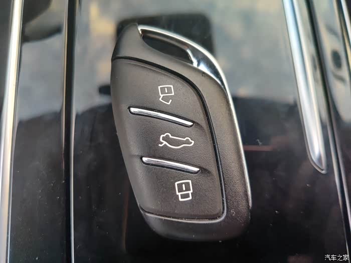 我的爱车叫灰太狼