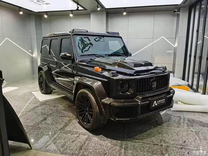 全身碳纤维的奔驰巴博斯g级宽体