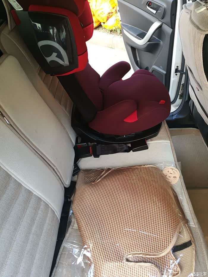 安全座椅是cybex赛百斯 pallas 2-fix贤者代