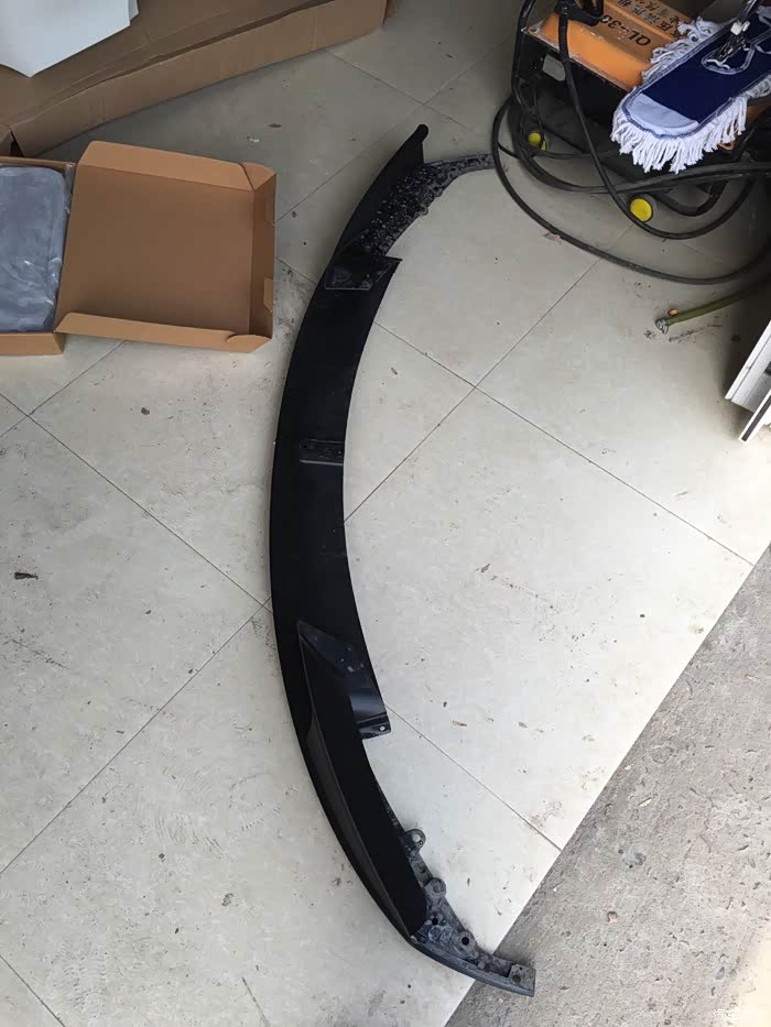 出宝马3系,原厂侧裙(f30短轴),mp前唇.