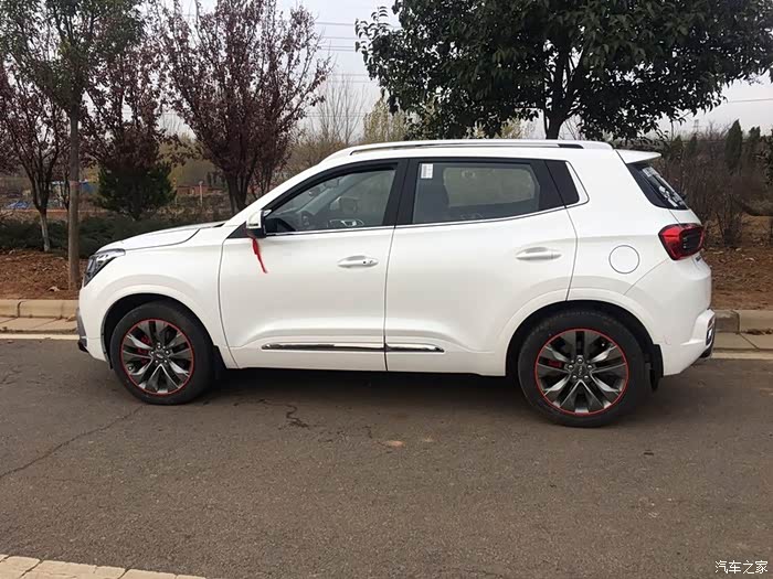 瑞虎5x选择你没有错洛阳白色自精提车感受贴