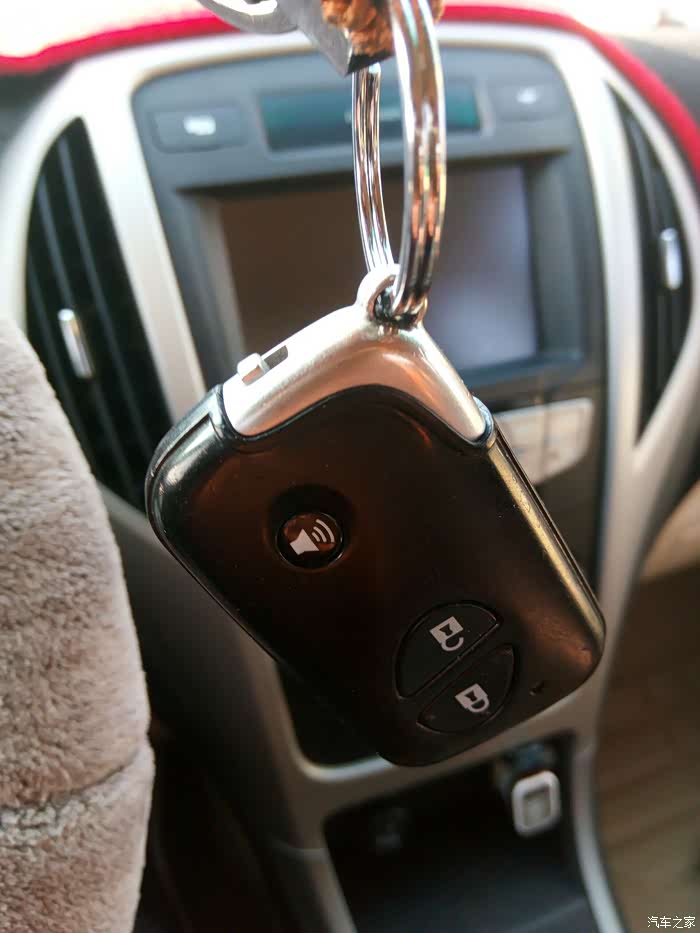 配个f3遥控器得多少钱?