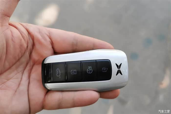 再冷的天,有你也很暖心——冬日里的小鹏g3