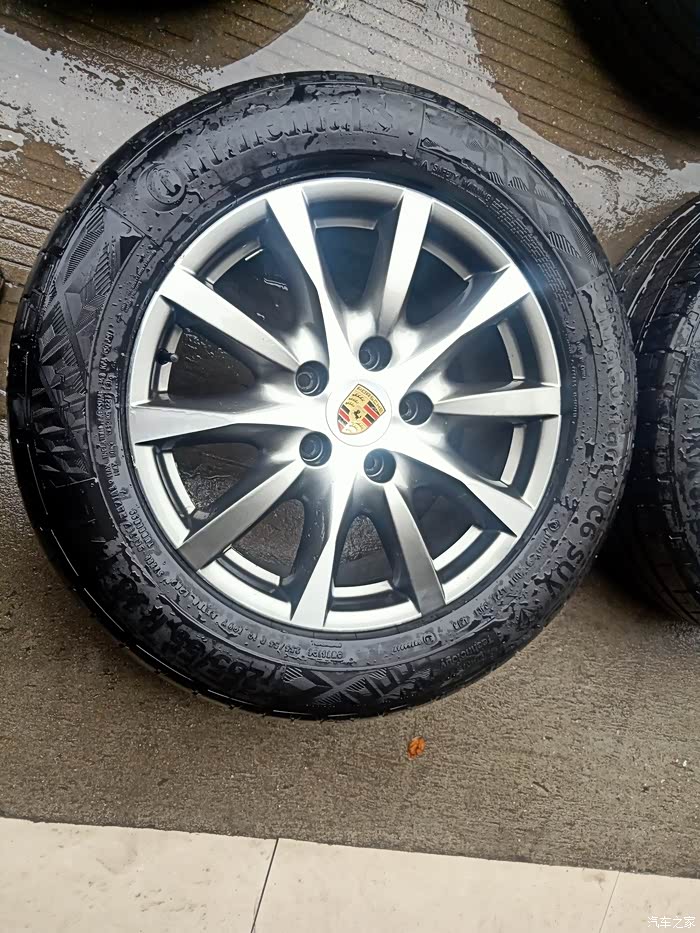 卡宴轮胎轮毂