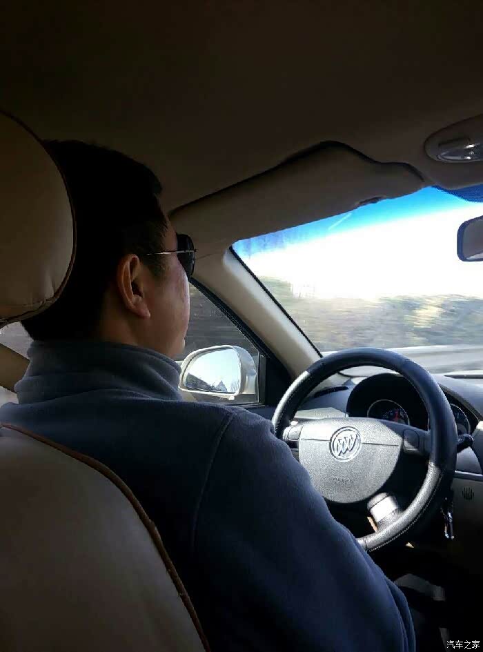 【2016回家的故事】披星戴月的奔波,只为一扇窗