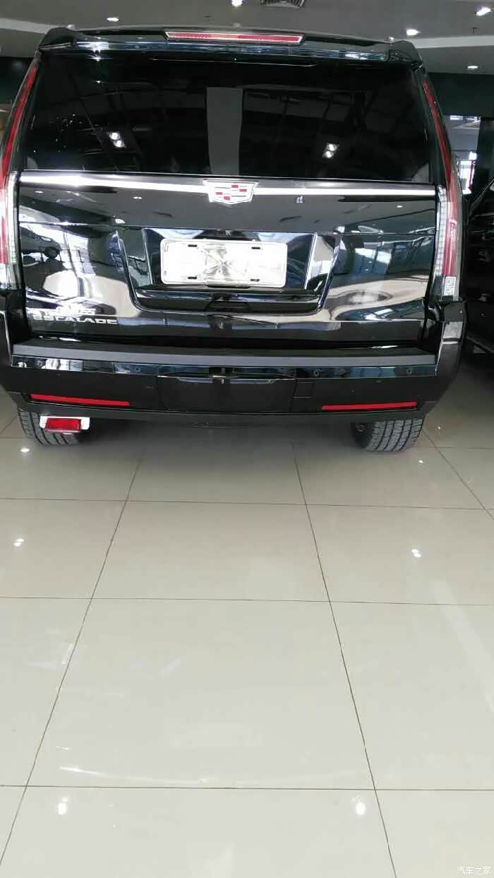 自从看了一仆二主就喜欢上了凯迪拉克