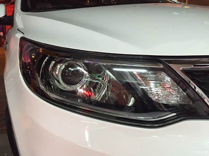 【图】今天终于忍不住去改了大灯了,新鲜刚出炉的_起亚k2论坛_汽车之