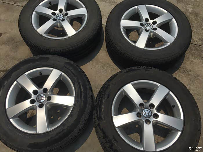 低配捷达换轮毂14寸没有原厂的吧?别的什么牌子好呀?