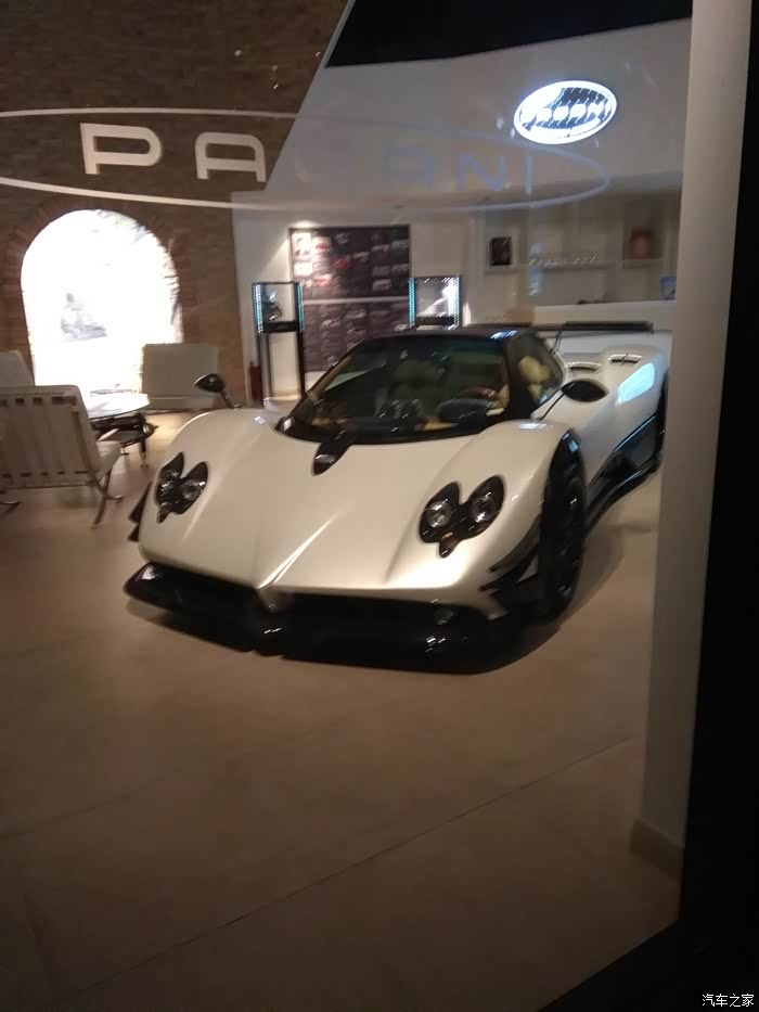 上海新天地帕加尼展厅