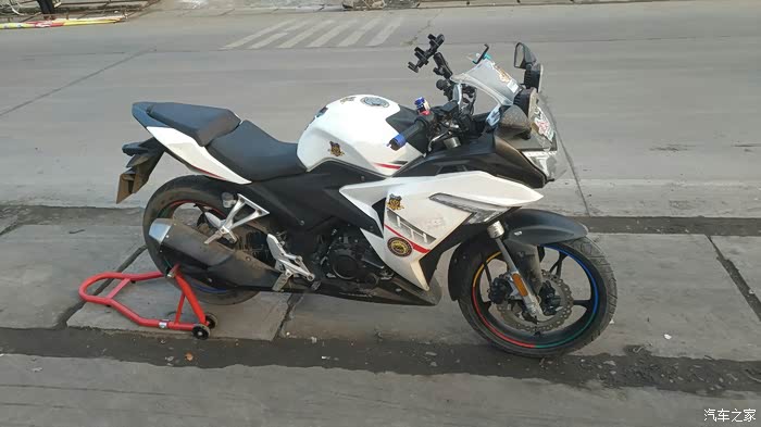 【图】2015款隆鑫gp250电喷油冷摩托_摩托车论坛_汽车之家论坛