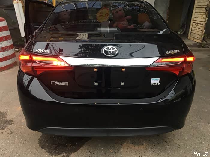 雷凌185t后雾灯只有左边亮