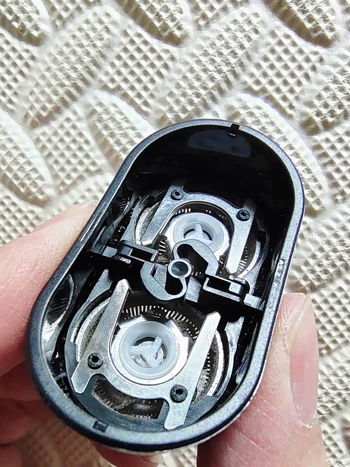 家家众测雨露均沾飞科fs711电动剃须刀