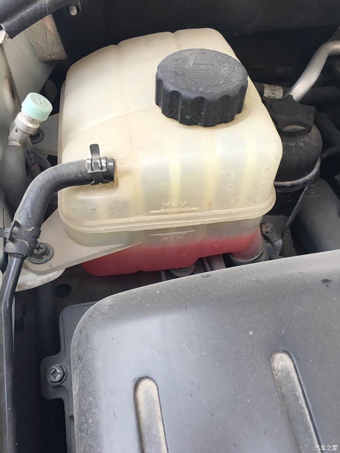 冷车冷却液在这里需要加吗